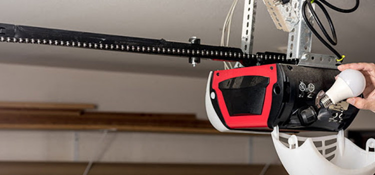 automatic garage door opener repair in La Palma